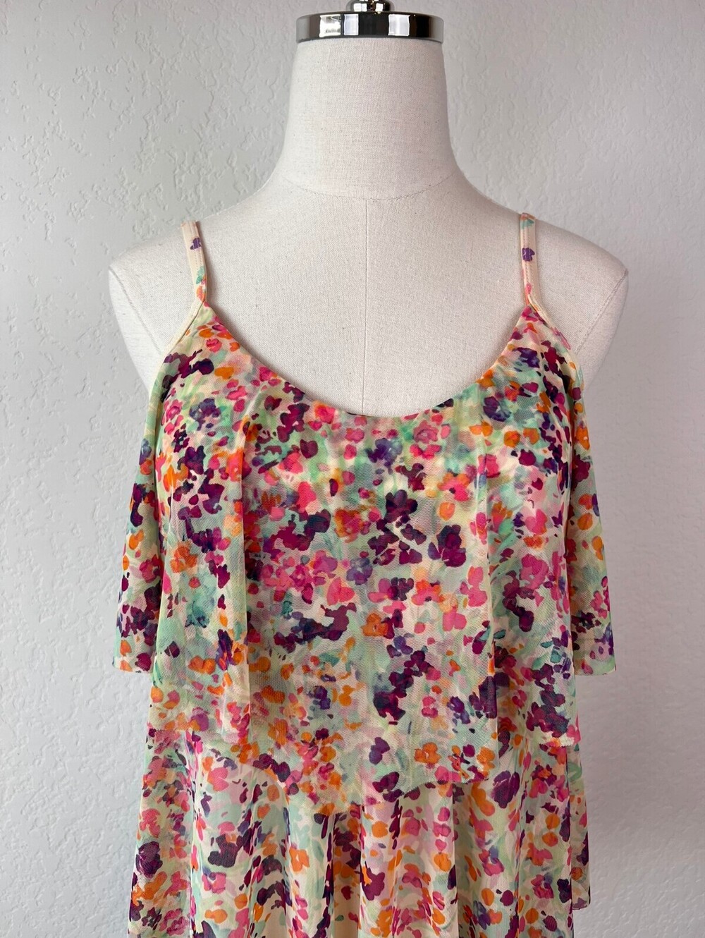 Vintage Y2K Floral Ruffle Layered Multicolor Swim Tankini Top size Medium - Picture 3 of 10